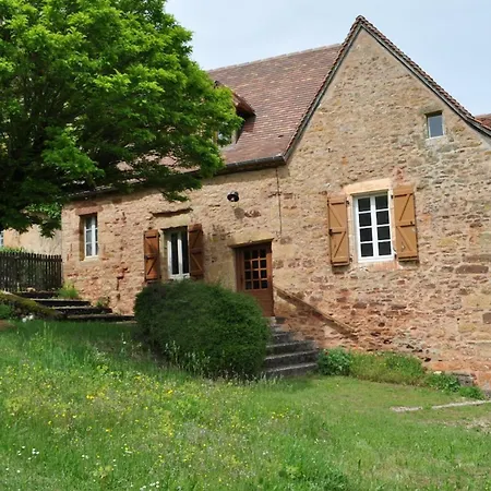 Nuitee Au Pied Du Chateau De Castelnau * Prudhomat