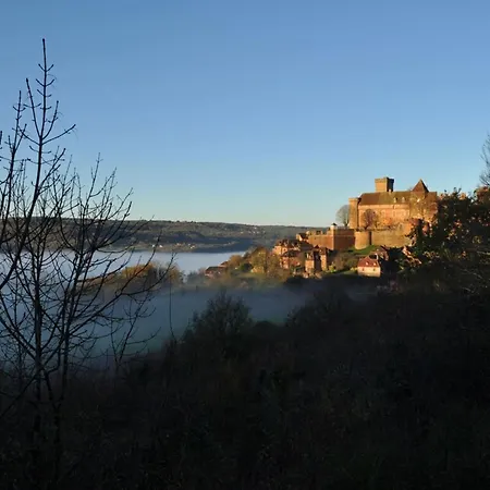 Feriehus Nuitee Au Pied Du Chateau De Castelnau *