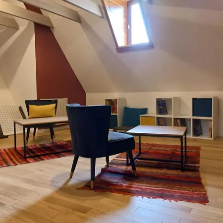 Nuitee Au Pied Du Chateau De Castelnau * Prudhomat