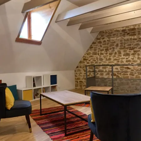 Nuitee Au Pied Du Chateau De Castelnau Σπίτι διακοπών *